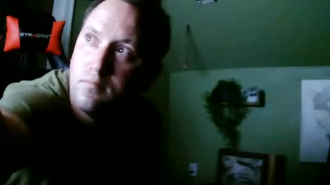 surferdudehere69 online show from June 16, 7:00 am