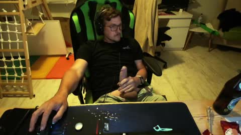 swaicy1990 online show from June 3, 10:48 pm