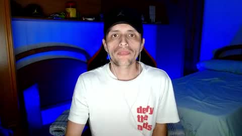 Latino 8.5 inches online show from July 30, 12:32 am