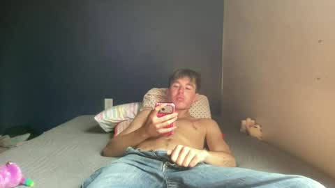 tony_dilusso online show from August 5, 9:09 pm