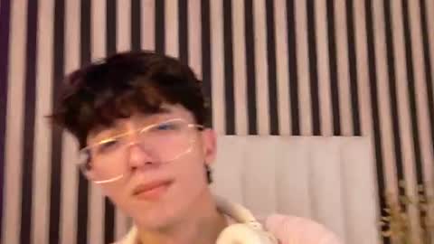 Sebastin online show from June 27, 7:19 pm