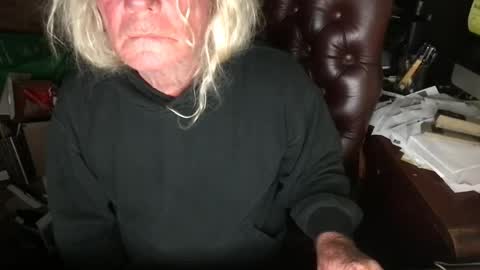 stevie online show from July 14, 1:40 am