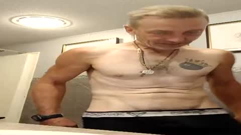 wyomingcowboy9in online show from July 3, 9:50 pm