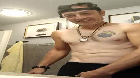 wyomingcowboy9in online show from June 16, 12:29 pm