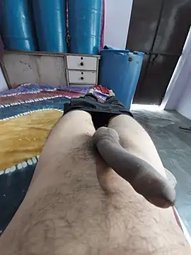 studboy1111 online show from August 1, 5:17 am