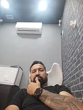 alex44pt online show from August 8, 2:13 pm