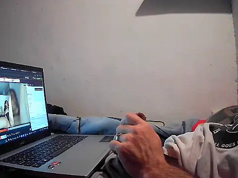 Lolosalvage83 online show from July 26, 5:37 am