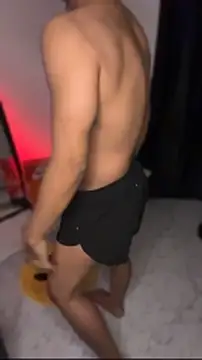 nick  yy online show from June 16, 8:05 am