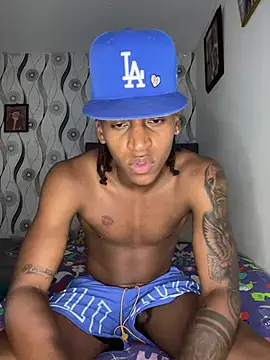 kyle ivo00 online show from May 27, 9:45 pm