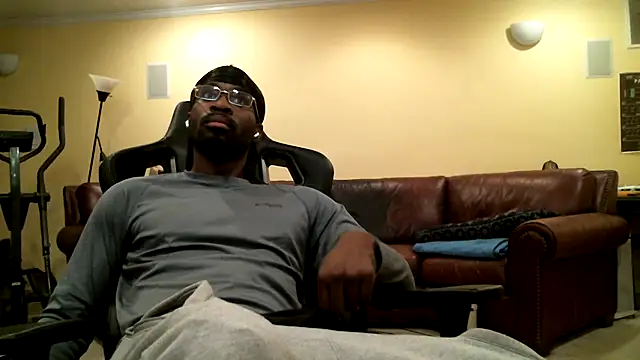 james421   online show from June 21, 2:50 am