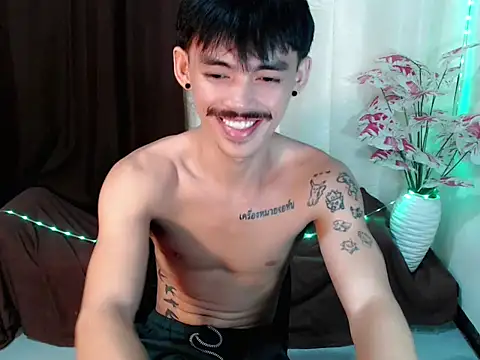 urhunky boy online show from August 4, 12:32 pm