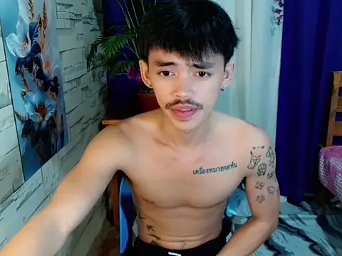 urhunky boy online show from June 27, 8:25 pm