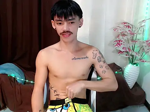 urhunky boy online show from August 6, 12:55 pm