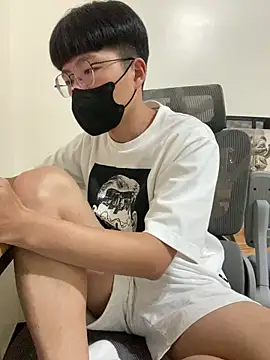 Allen20y online show from June 18, 3:39 pm