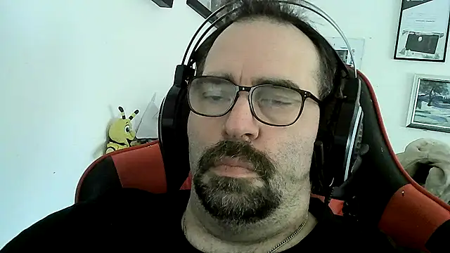 Big-Man-Thomas online show from March 7, 1:42 pm