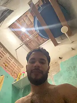 spiderfindom online show from June 29, 7:36 pm