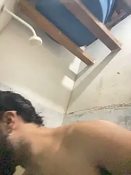 spiderfindom online show from July 20, 10:44 pm