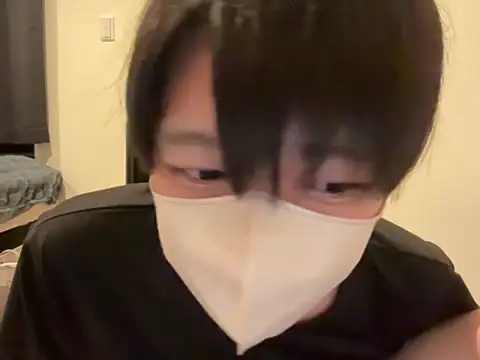 tora3220 online show from July 28, 12:48 pm