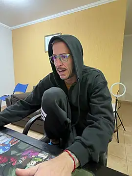 Lucasjandre online show from June 27, 12:22 pm