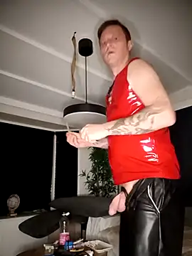 jefflatex45 online show from June 18, 12:23 am