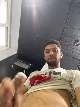 AlejandreBy online show from June 27, 10:15 pm