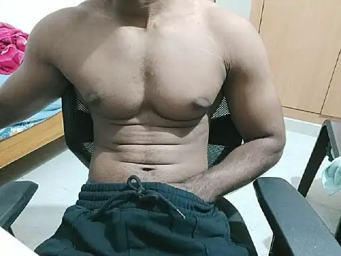 kratosTheHunk online show from June 25, 6:45 pm
