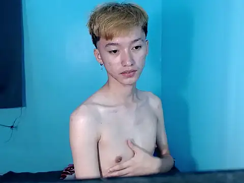 Fem phiLboy69 online show from June 27, 4:26 am