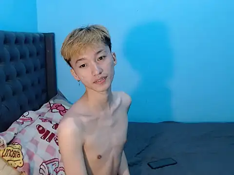 Fem phiLboy69 online show from July 6, 12:02 pm