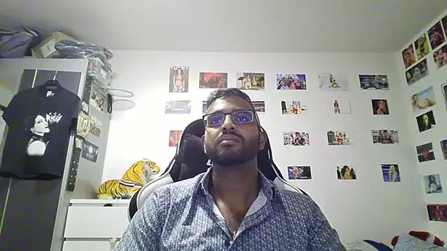 xXxChrisKissxXx online show from July 28, 11:25 pm