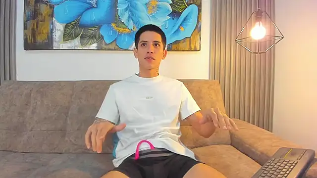 Steven 21Cm online show from August 5, 11:43 pm