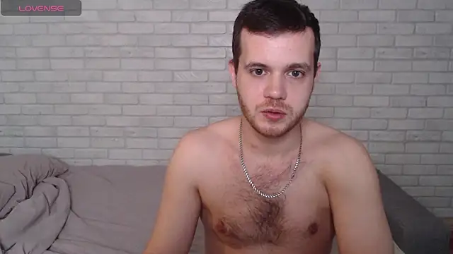 Alexxx horny online show from June 17, 4:20 pm