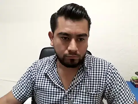 youmanhorny online show from June 26, 6:32 pm