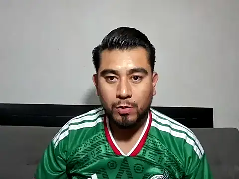 youmanhorny online show from June 25, 3:31 am