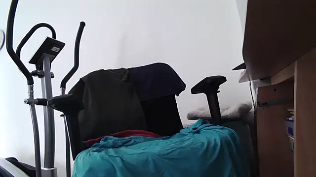 chubbysmallcockxh online show from July 2, 3:07 pm