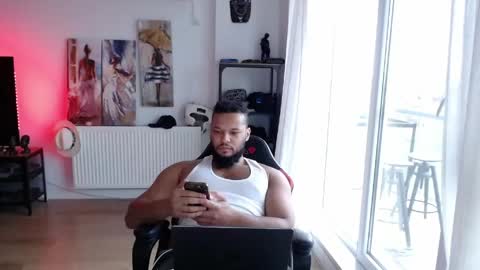 Kingsley online show from April 19, 6:10 pm