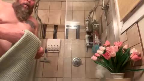 12sil online show from February 12, 2:01 pm