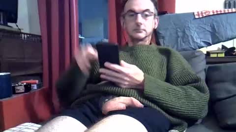Snapshot of 18remy45 chatting on October 1, 7:18 pm 18remy45 online show from October 1, 7:18 pm