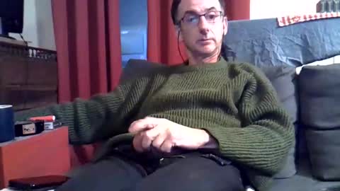 Snapshot of 18remy45 chatting on September 28, 1:20 pm 18remy45 online show from September 28, 1:20 pm
