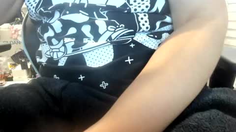 1bigloadasian online show from July 1, 6:52 pm
