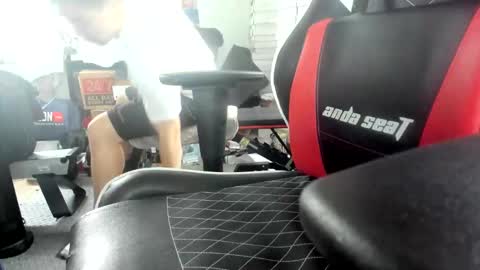 1bigloadasian online show from April 19, 9:28 pm