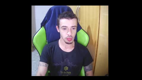 1good_vibes1 online show from February 14, 9:24 am