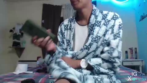 Snapshot of 1hannafordxxx chatting on December 25, 1:53 am 1hannafordxxx online show from December 25, 1:53 am
