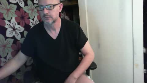 1hotbaldguy online show from February 9, 6:18 am