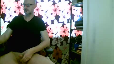 1hotbaldguy online show from March 15, 8:48 pm