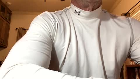 Snapshot of 1juicyass chatting on January 10, 7:43 pm 1juicyass online show from January 10, 7:43 pm