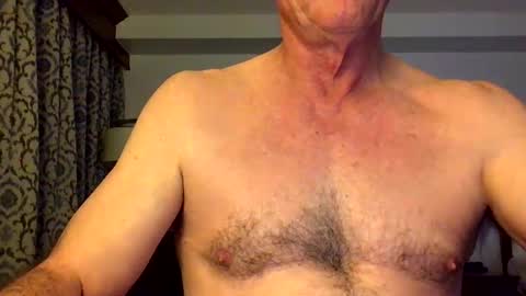 Snapshot of 1juicyass chatting on October 9, 1:21 am 1juicyass online show from October 9, 1:21 am