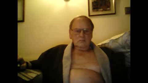 1shorty online show from December 23, 8:03 pm