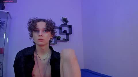 Milos online show from December 27, 10:12 am