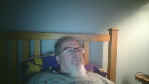 Snapshot of 2003dynawideglide chatting on February 3, 1:41 am 2003dynawideglide online show from February 3, 1:41 am