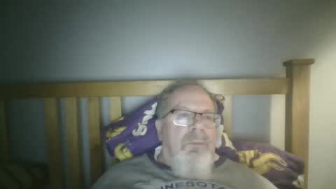 Snapshot of 2003dynawideglide chatting on January 10, 3:18 am 2003dynawideglide online show from January 10, 3:18 am